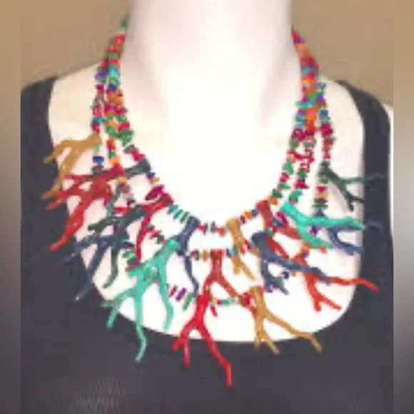 NWT ⚜️♥️⚜️ Piper K Multicolor Coral Statement Necklace - Picture 14 of 16
